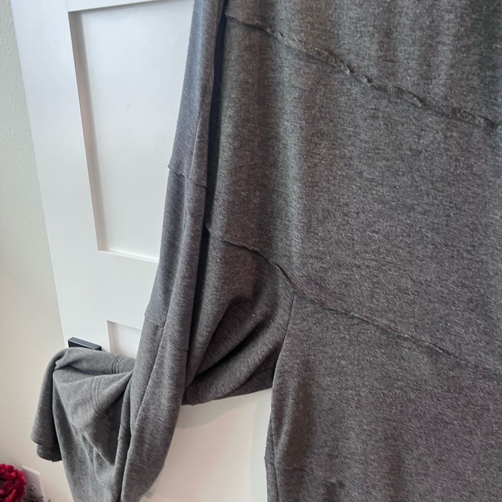 Ces Femme Gray Jumpsuit with pockets - adjustable with back ties.. one size - Picture 6 of 11